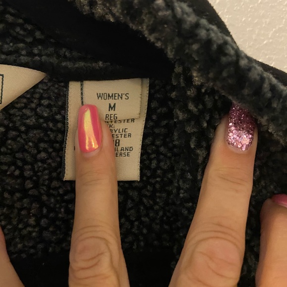 L.L. Bean - Picture 4 of 6